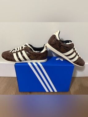 🔥 Adidas Japan W – Clean Retro Classic – Brand New! 🔥